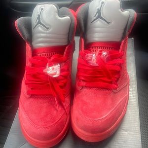 Worn-Suede Material Jordan Retro 5’s